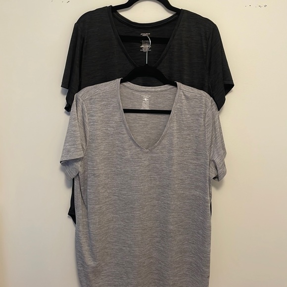 Women’s Athletic Works tee shirts (2) - Picture 1 of 5